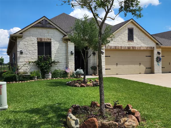 2009 Eagle View DR, Navasota, TX 77868