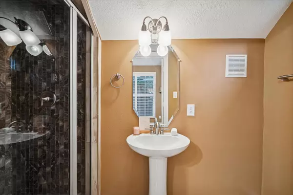 Houston, TX 77007,1506 Birdsall ST