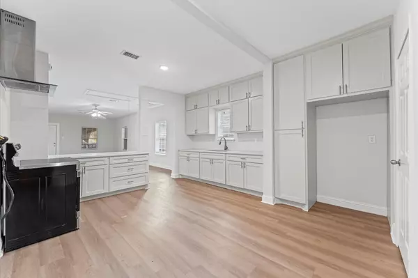 Houston, TX 77029,320 Delaware ST