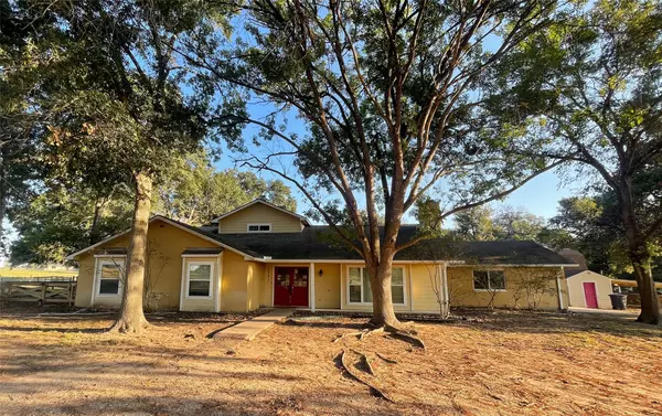 Bleiblerville, TX 78931,9341 Wehring RD