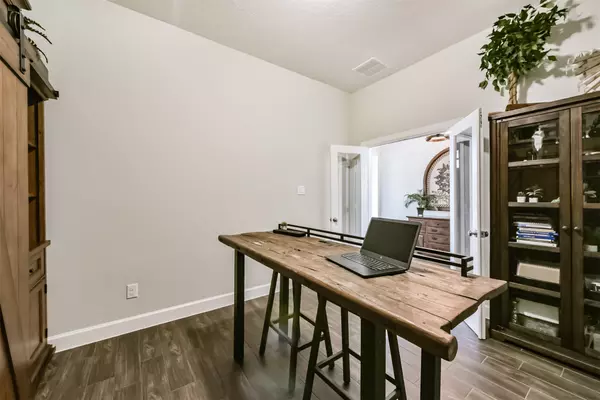 Iowa Colony, TX 77583,10119 Napier DR