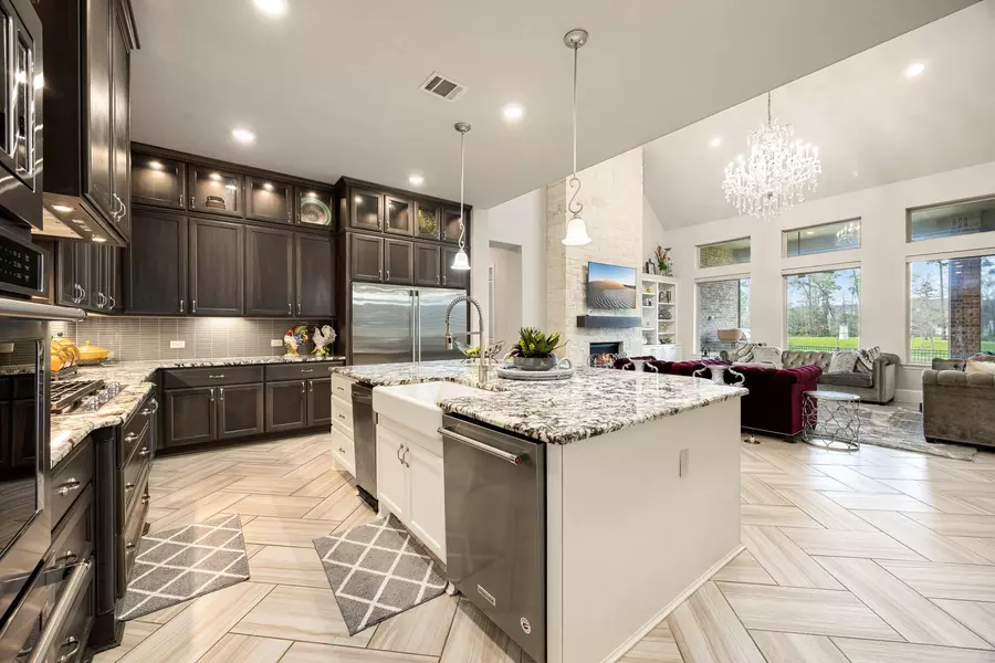 17023 Sweet Bay CT, Conroe, TX 77385