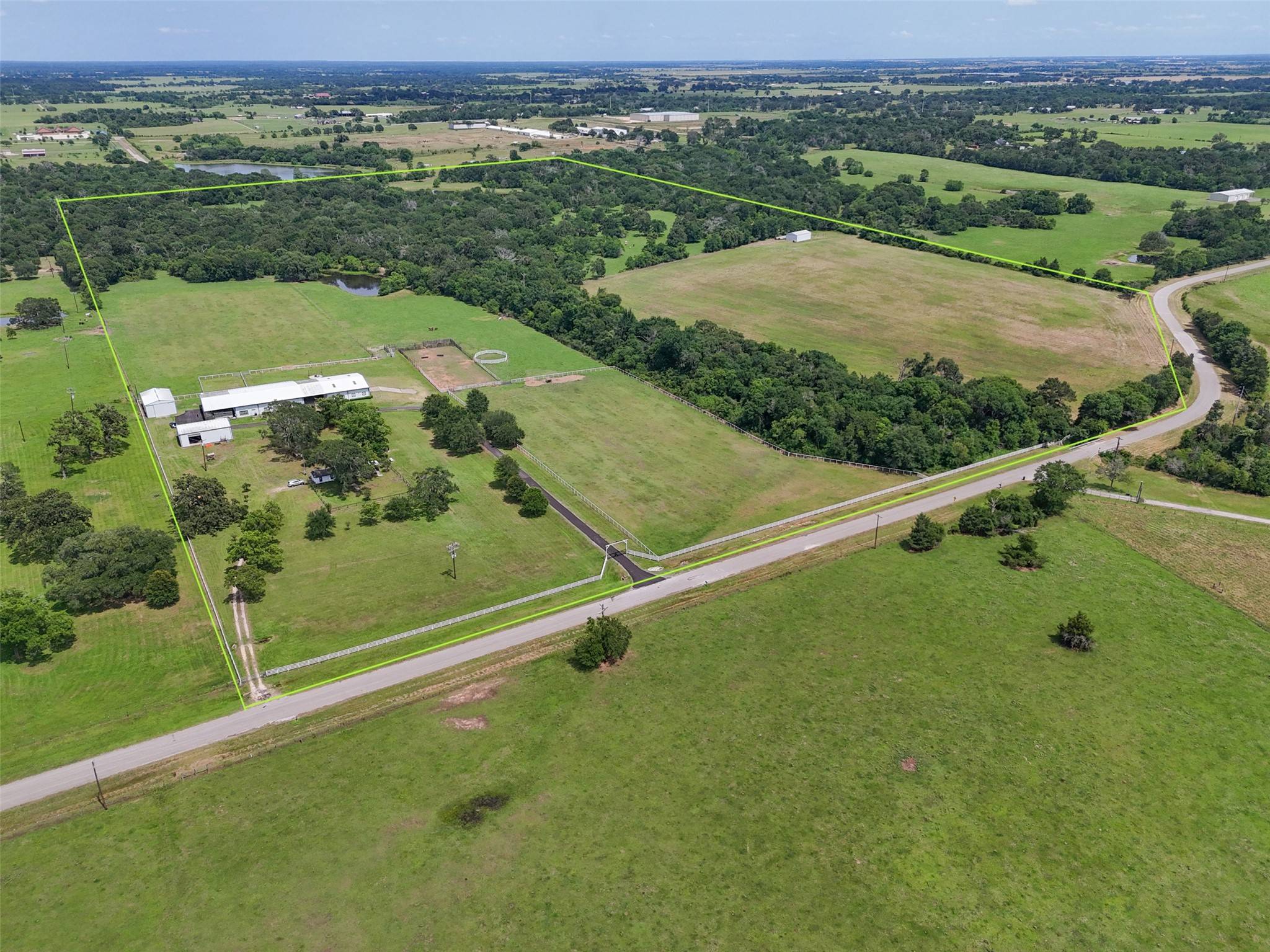 25826 Mitchell RD, Hempstead, TX 77445