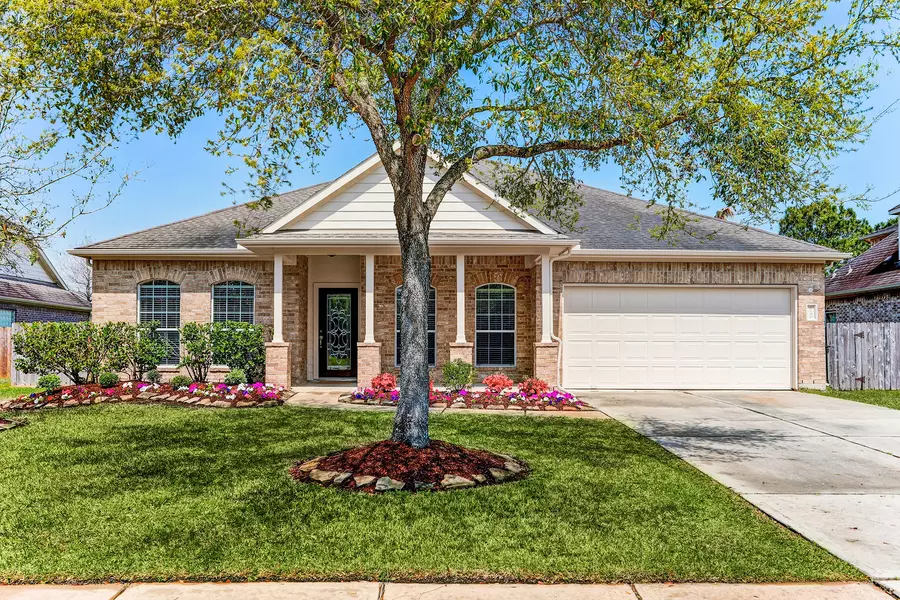 6126 Bradford LN, League City, TX 77573