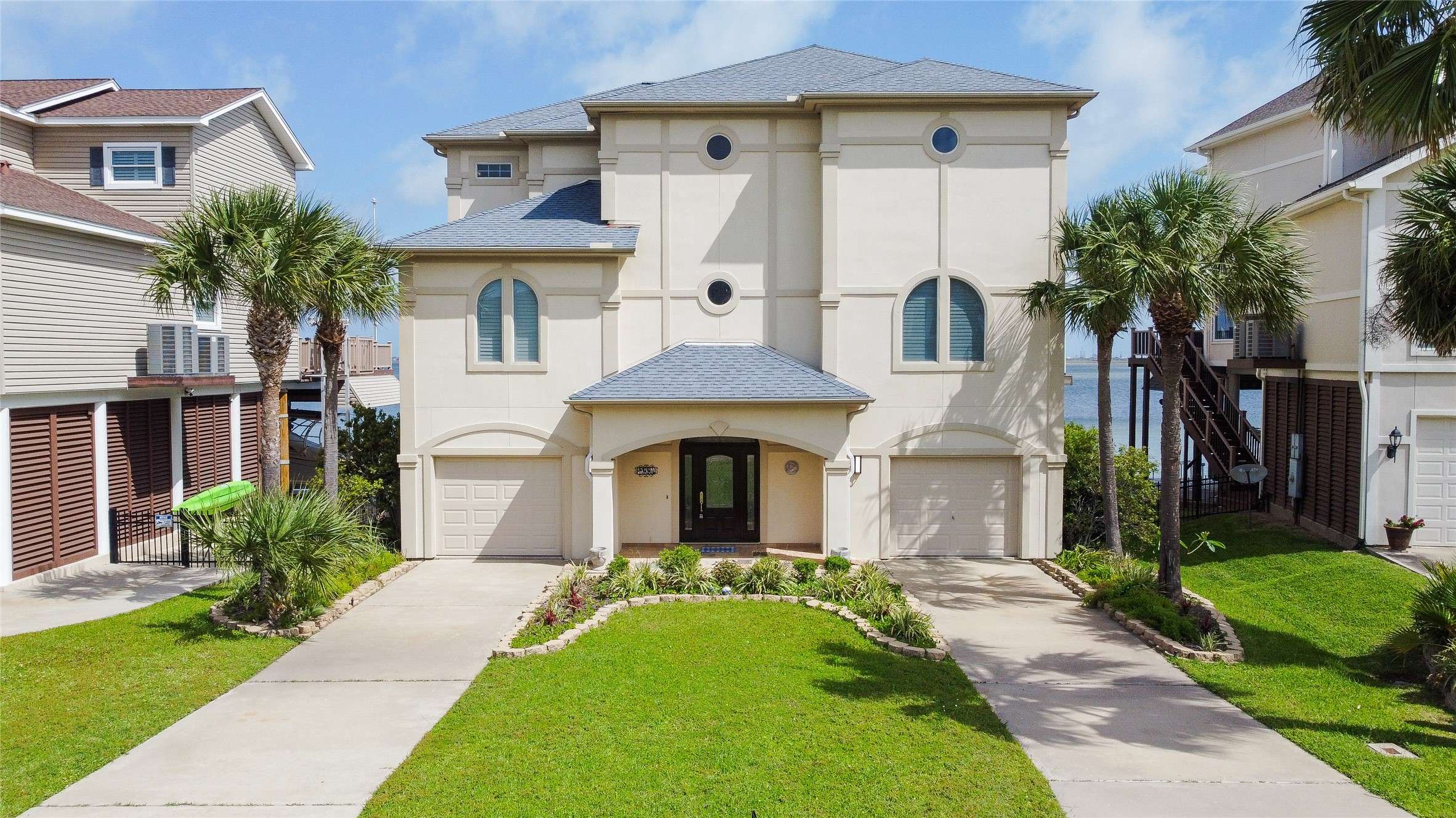 Tiki Island, TX 77554,1554 Windsong Way