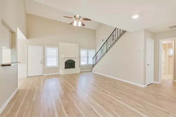 Houston, TX 77036,9314 Roos RD