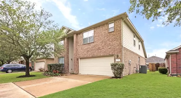 18 Morro Bay DR, Manvel, TX 77578