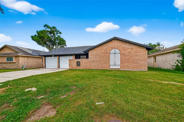 Alvin, TX 77511,1303 Bayou DR