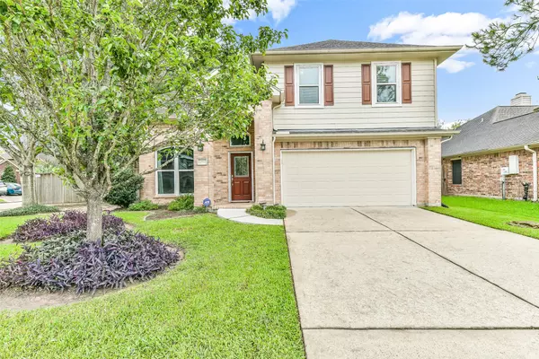 1207 Lake Shore DR, Pearland, TX 77581