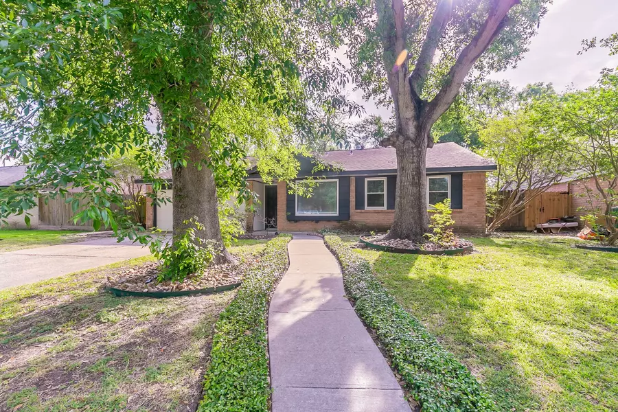 11419 Hillcroft ST, Houston, TX 77035