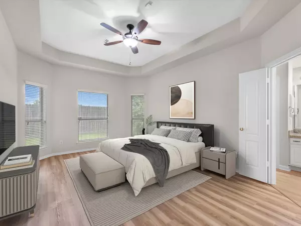 Pasadena, TX 77505,4323 Dow WAY