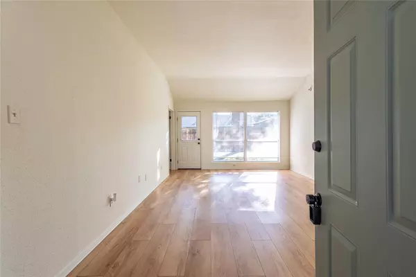 Houston, TX 77598,462 Capehill DR