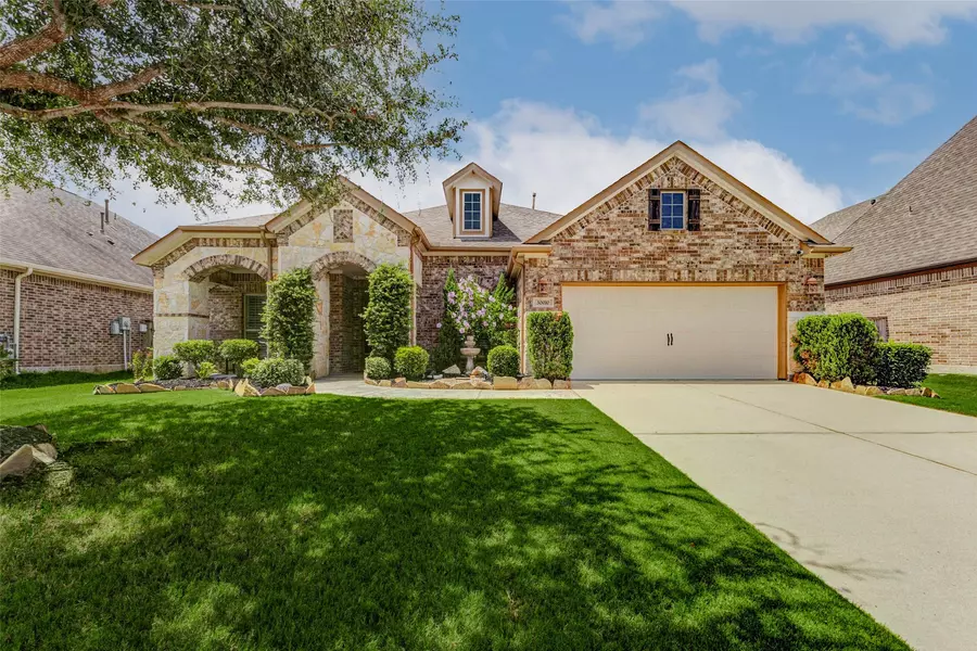 30010 Valley Terrace DR, Fulshear, TX 77441