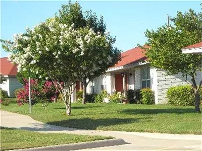 Burnet, TX 78611,300 E 3rd ST
