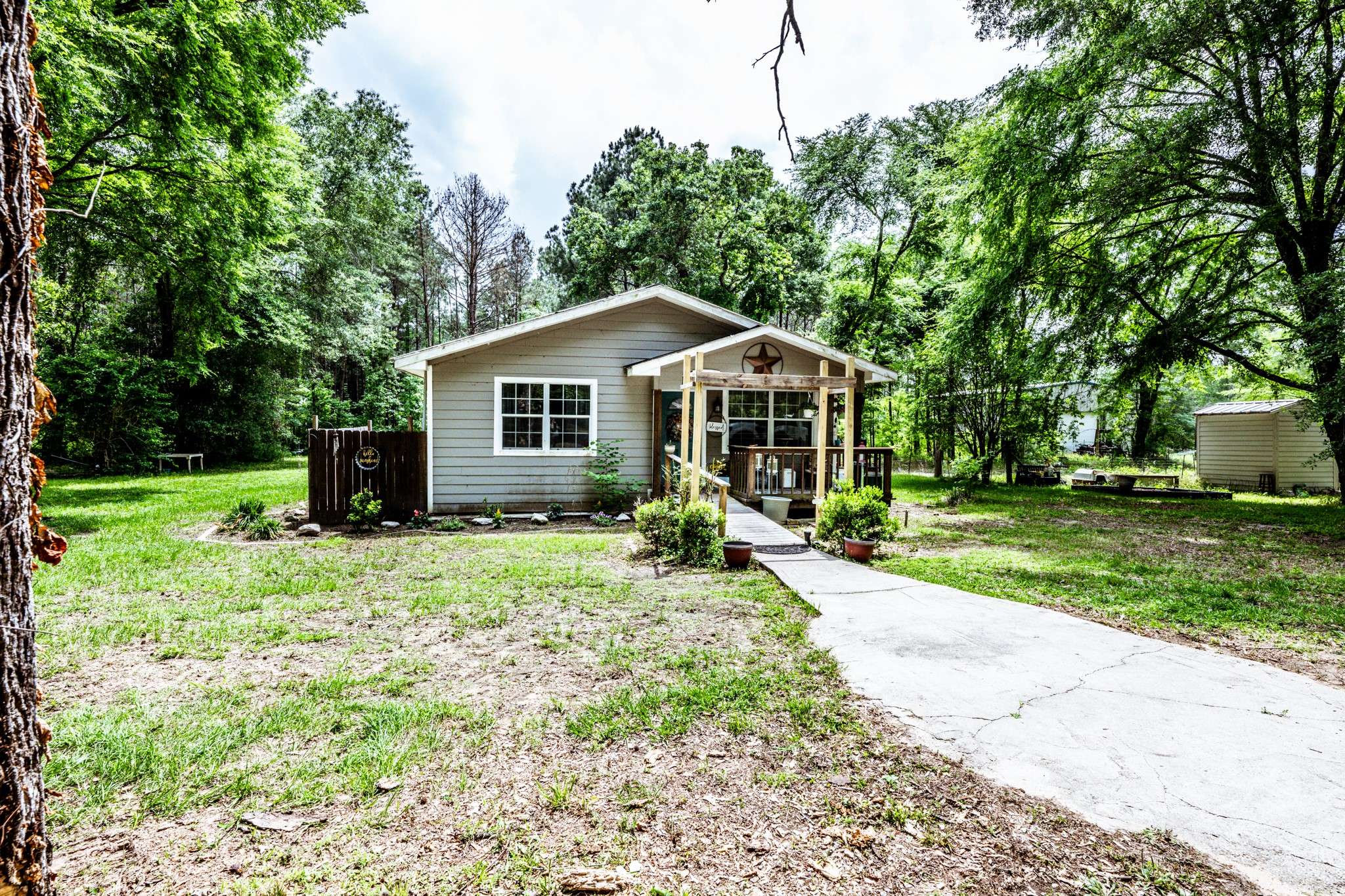 2080 Fm 3018,  Oakhurst,  TX 77359