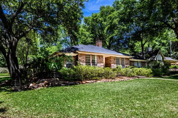 Huntsville, TX 77340,408 Woodmont DR