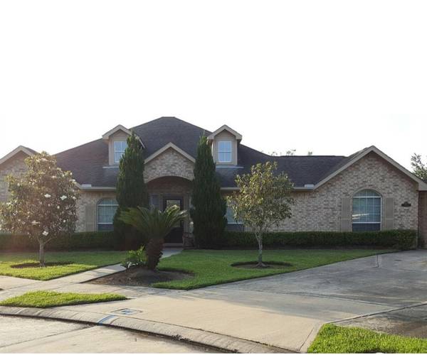 3501 Carson CT, Pearland, TX 77584