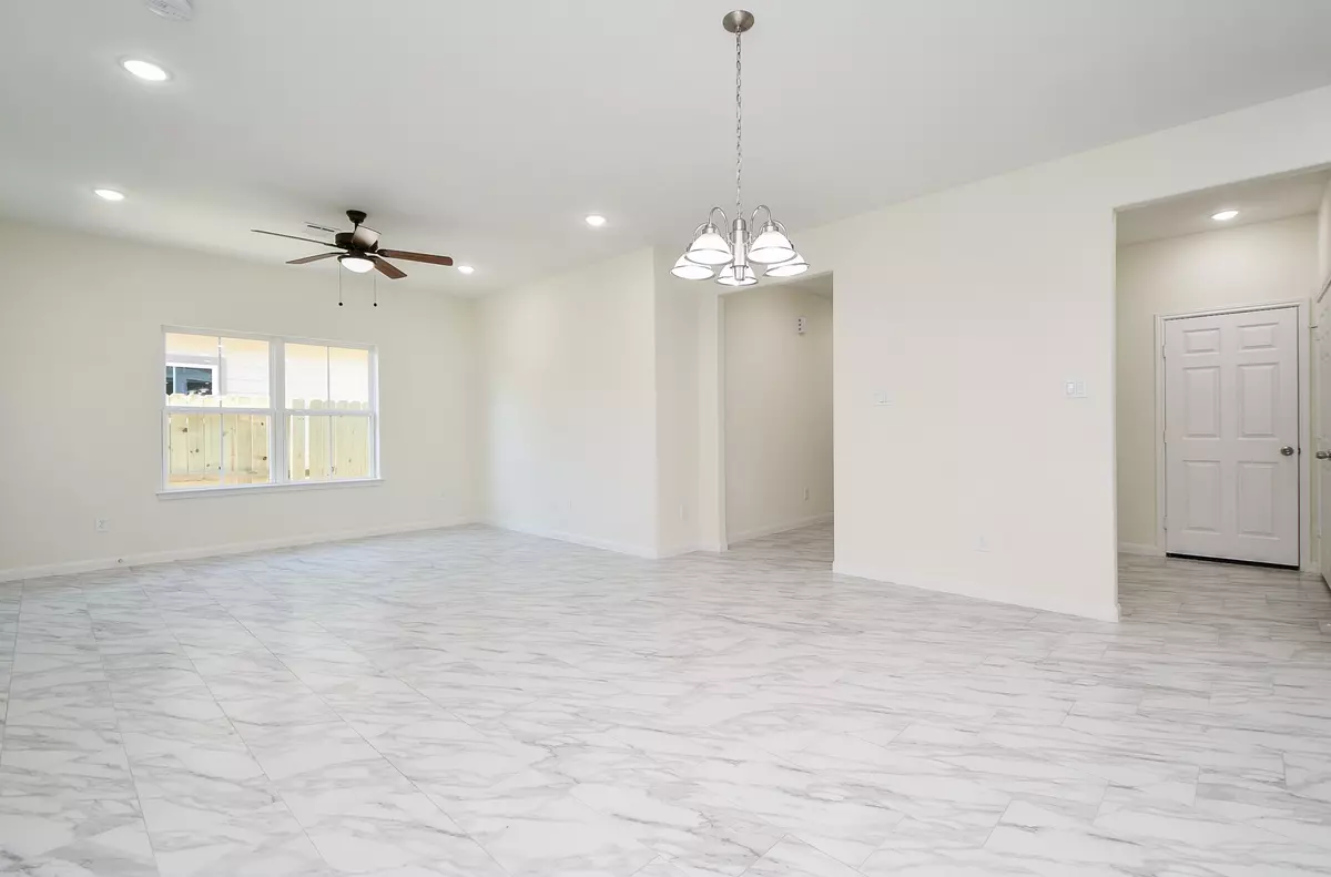 Houston, TX 77014,2815 Pine Estate LN