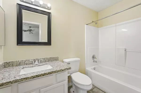 Houston, TX 77070,16235 Cutten RD