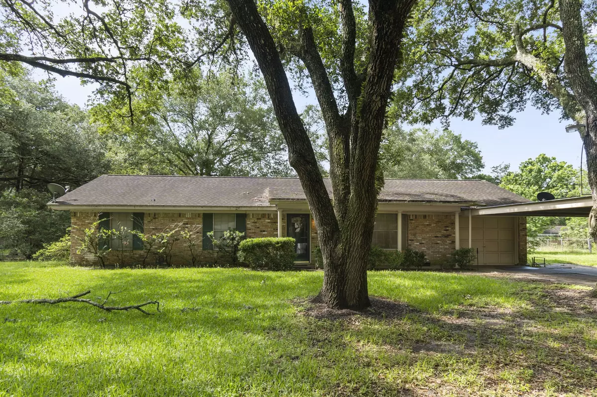 East Bernard, TX 77435,505 Dan ST