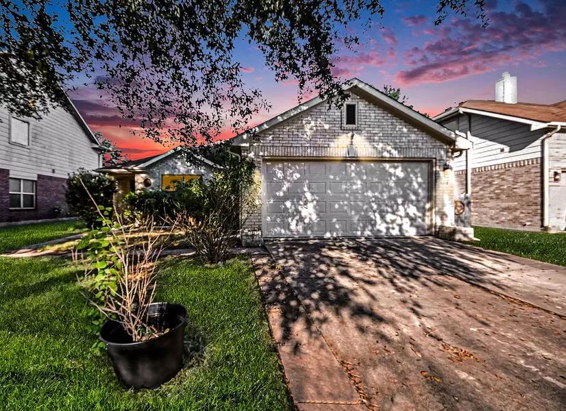 1318 Stevens CT, Rosenberg, TX 77471