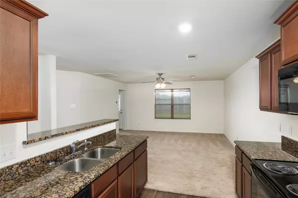 Baytown, TX 77523,5523 Rainbow RD