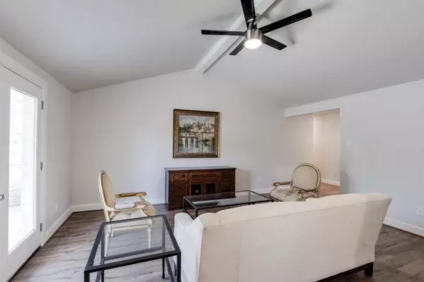 Houston, TX 77035,5822 Farwell DR