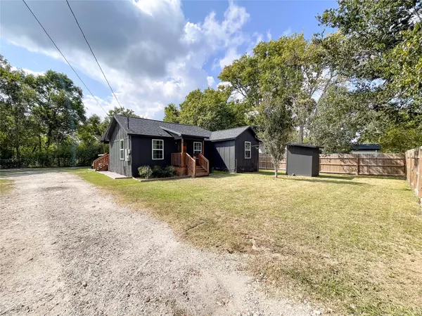 Santa Fe, TX 77517,15511 Highway 6