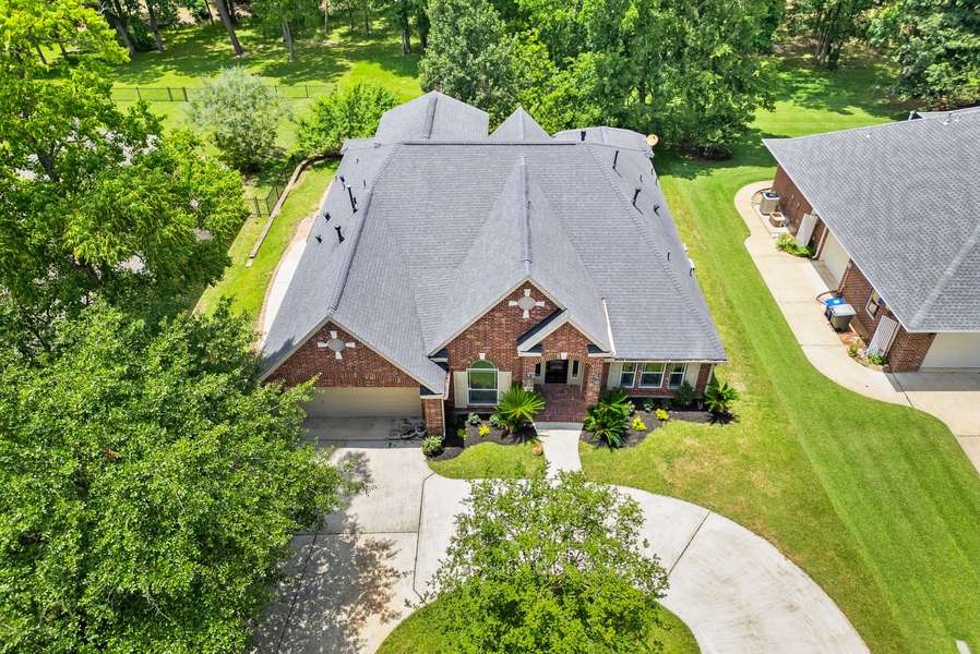 512 Cherry Hills DR, Huntsville, TX 77340