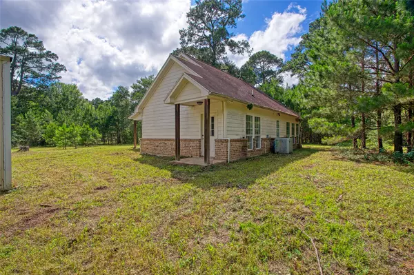 Plantersville, TX 77363,12447 Mitchell LN