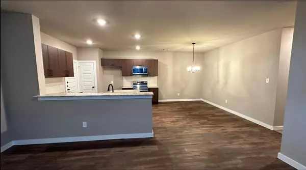 Magnolia, TX 77354,9828-9832 Grosbeak LN