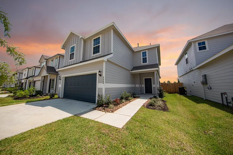 2560 Hawks Eye DR, Conroe, TX 77301