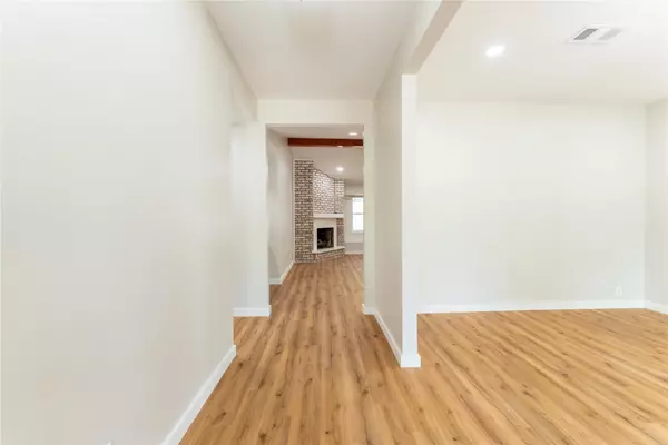 Houston, TX 77096,6119 S Braeswood BLVD