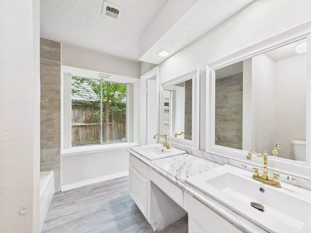 Houston, TX 77082,3243 S Greenpark DR