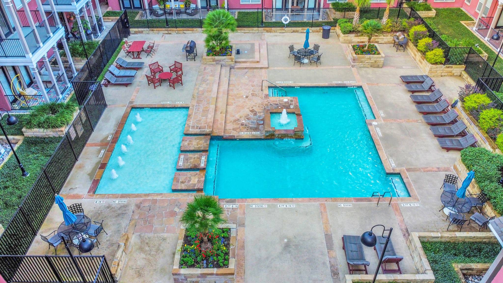 2400 Mccue RD #436, Houston, TX 77056