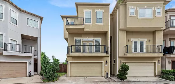 1146 Hempstead Villa LN, Houston, TX 77008