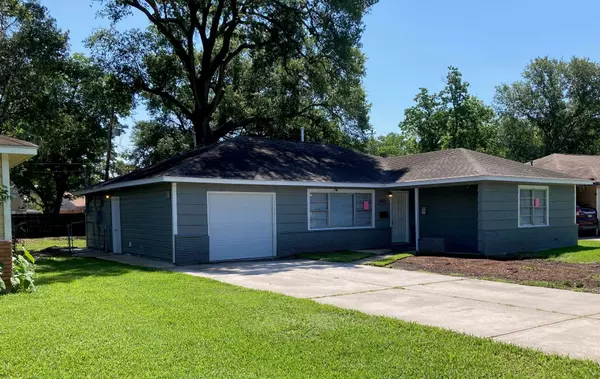 1803 Lillian ST, Pasadena, TX 77502