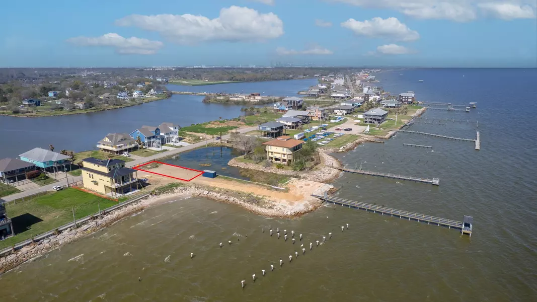 802 Todville RD, Seabrook, TX 77586