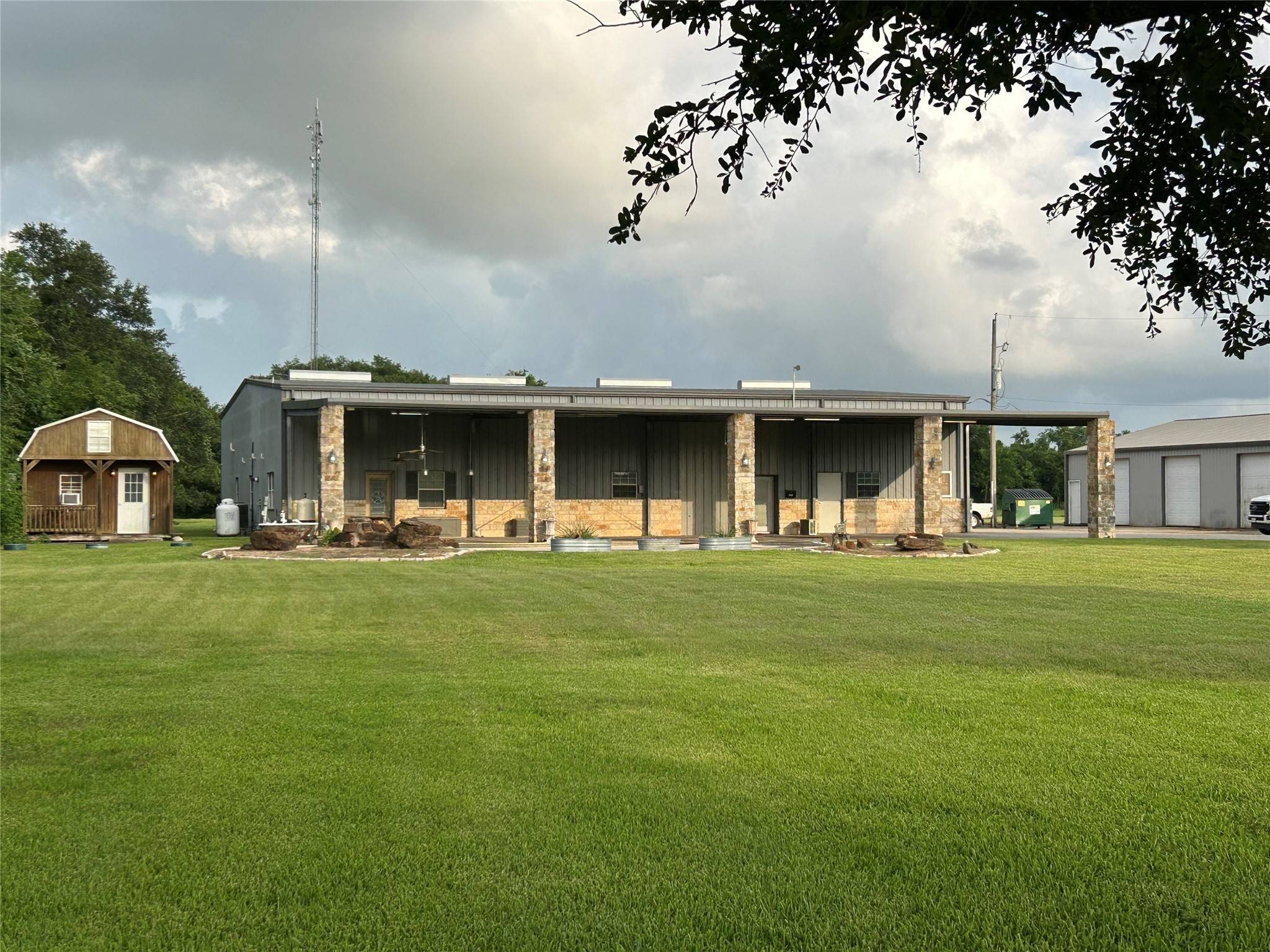 7301 Pearson RD, Santa Fe, TX 77517