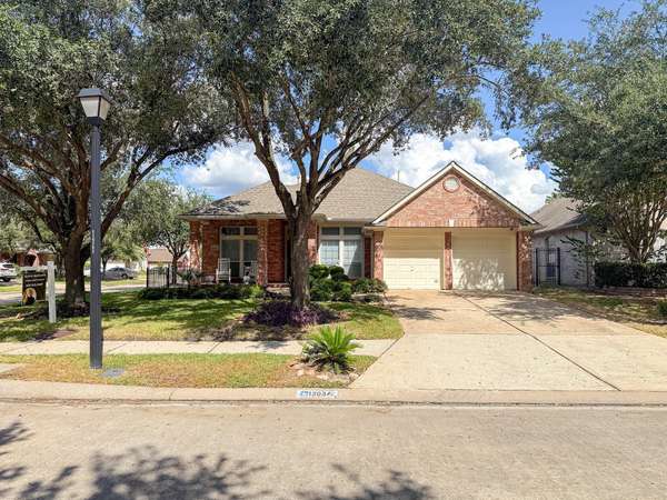 12034 Flamingo Lakes CT, Houston, TX 77065