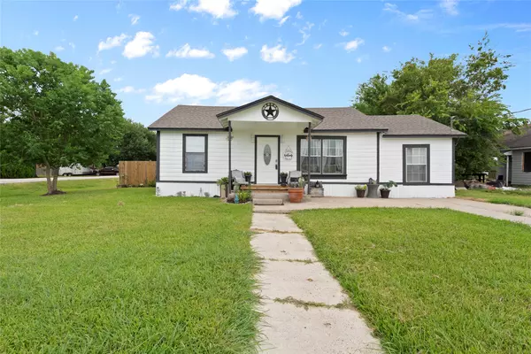 La Porte, TX 77571,720 E Main ST