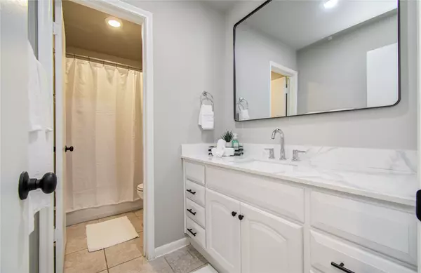 Houston, TX 77059,15919 Parksley DR