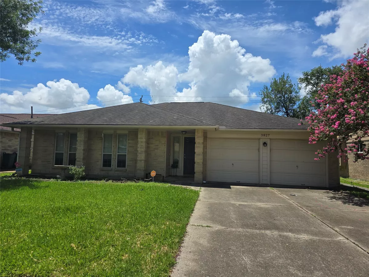 La Porte, TX 77571,3827 Pecan CIR