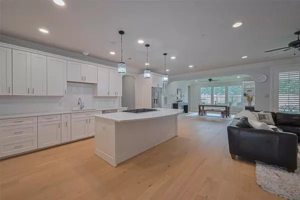 14238 Flower Creek LN, Houston, TX 77077