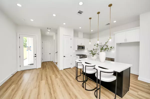 Houston, TX 77009,4612 Bristol ST