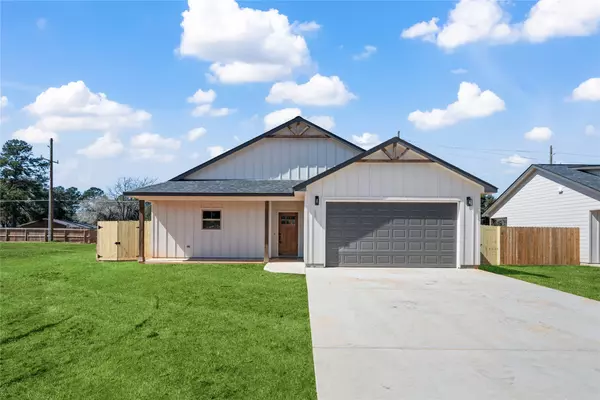 30 Bluegill Dr,  Shepherd,  TX 77371