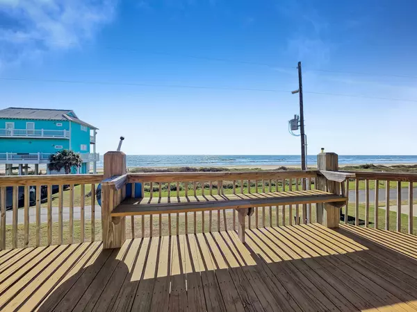 Crystal Beach, TX 77650,2577 HOLIDAY DR