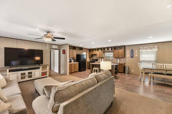 277 Rio Grande DR, Trinity, TX 75862