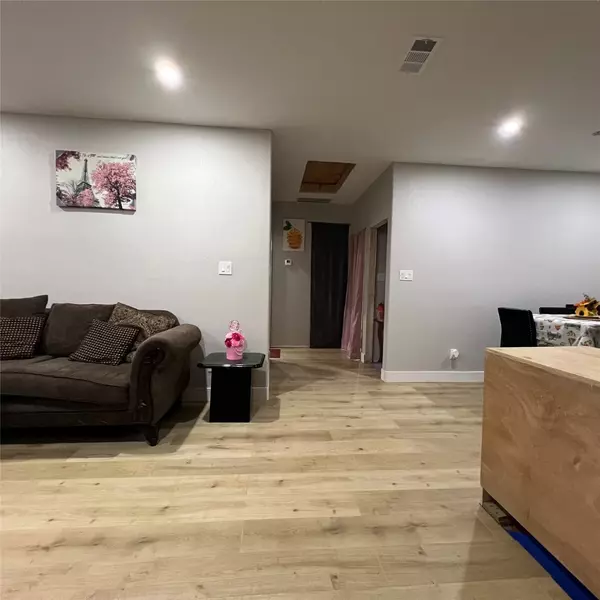 Cleveland, TX 77327,1243 Road 5263