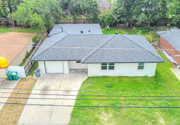 2127 Strawberry RD, Pasadena, TX 77502